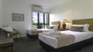 6 The Point Apartments - Port Douglas - 3
