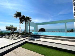 AERAS Beachfront x MonthStayZ - 6