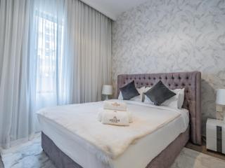 Stylish 1BR in Park Heights 2 - Dubai Hills - 9