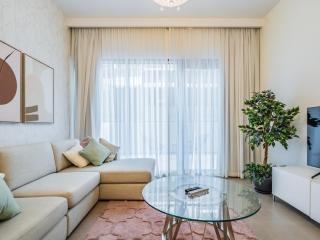 Stylish 1BR in Park Heights 2 - Dubai Hills - 6