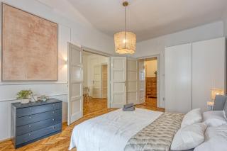 Spacious Apartment In Heart Of Zagreb - Happy Rentals - 3
