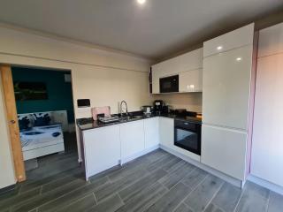 Villa Pheron - De standing - Jacuzzi 5 Personnes - Baie-Mahault - 4