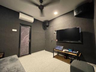 *NEW 12Px w KTV/KidsPool/Billiard/Jacuzzi near USM - Gelugor - 1