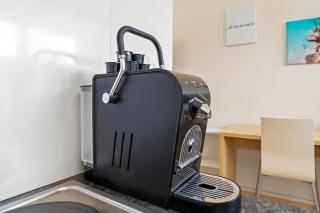 Excellent Connection-Central-Coffee-Washer - Basel - 5