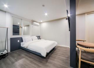Gamdong Hotel - Busan - 7