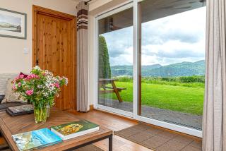 Laurel - pet-friendly cottage with indoor pool, hot tub & panoramic Snowdonia views - 6