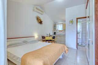 Apartmets Slavica 1644 - Banjole - 5