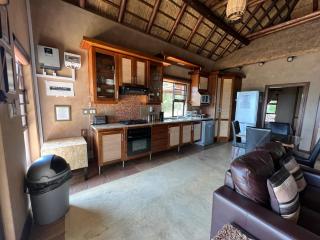 Pumula Bush Chalet - Mabula - 5