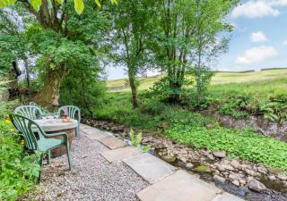 East Cottage - Thwaite - 6