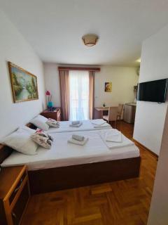 Apartments & Rooms Vuksanovic Ivana - Budva - 5