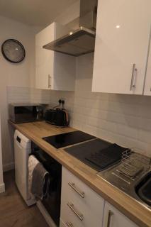 Stylish one bed apartment with off road parking - Birmingham - 3