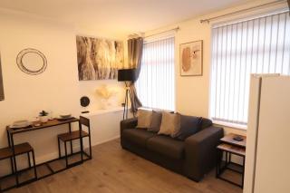 Stylish one bed apartment with off road parking - Birmingham - 2