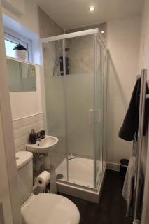 Stylish one bed apartment with off road parking - Birmingham - 1