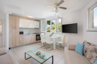 Estella Villa Apartments - Rogoznica - 7