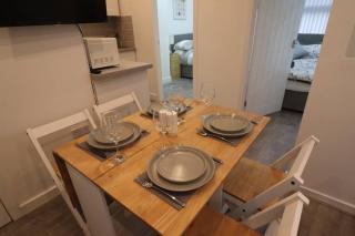 Cosy two bedroom first floor apartment - 5