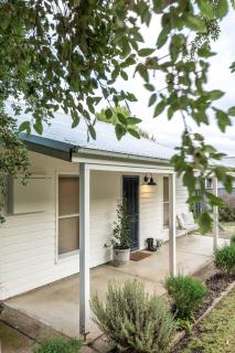 Myrtle Creek Cottage - Myrtleford - 9