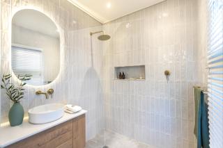 Feather Nest Guest House - Oudtshoorn - 3