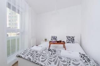 Family Apartment with Parking & Terrace by Noclegi Renters - Cracovia - 9