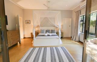 Victoria Falls Holiday Home - Victoria Falls - 9