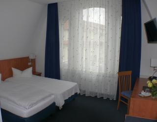 Hotel Garni - Haus Gemmer - Coburg - 5
