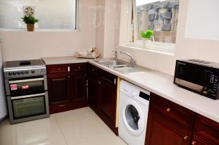 33SM Dreams Unlimited Serviced Accommodation- Staines - Heathrow - Stanwell - 3