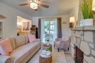 Cozy Mountain Home Cottage Walk to Marina! - Mountain Home - 7