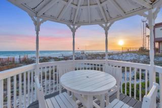 Sandy Feet Retreat - Panama City Beach - 3