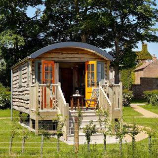 Hornington Manor Luxury Shepherd Huts - York - 9