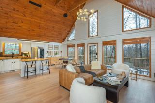 Modern Cabin 3/2 with cover garage - 3