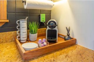 Modern Cabin 3/2 with cover garage - 9