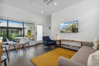 Refreshing 2-bedroom Apartment - 80 Walkscore! - Phoenix - 9
