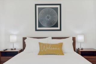Eco-Friendly 1-bedroom Apartment - 80 Walkscore! - Phoenix - 1