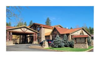 The Evergreen Hotel - 5