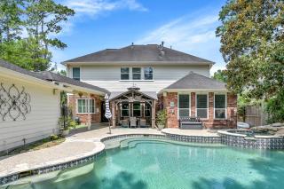 Taupewood Pl - The Woodlands - 0