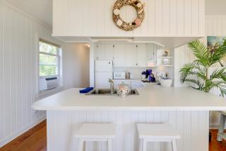 Waterfront Crystal Coast Vacation Rental with Deck! - Marshallberg - 8