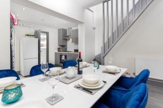 Teck House - Air Host & Stay - 5 mins to Hospital - Liverpool - 2