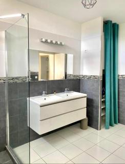 Jolie Villa avec jacuzzi Hôpitaux facultés - 2