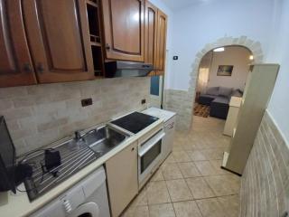 Lovely and quite appartament 1-3 a - Tirana - 9