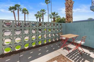 Poolside Studio w Rooftop Deck - Walk to Old Town - Scottsdale - 6