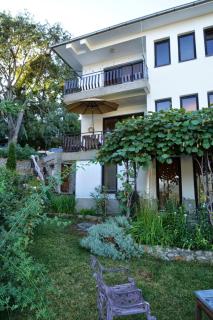 Tito's Place - Ohrid - 9