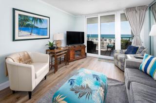 Nautilus 1203 - Gulf Front 2 Bedroom! 2nd Floor! Free Beach Service March to October - Fort Walton Beach - 3