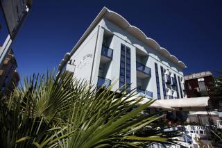 Hotel Gardenia - 0