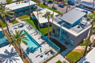 Micro Studio with balcony & pool view - Walk to OT - Scottsdale - 4