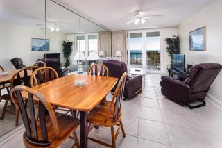Nautilus 1204 - Gulf Front - 2 Bedroom! 2nd Floor Free Beach Service March to October - 1