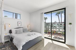 Large Studio Rooftop & Poolside - Walk to Old Town - Scottsdale - 8