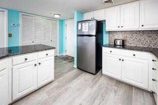 Nautilus 1405 - Gulf Front 1 Bedroom - 4th Floor - Fort Walton Beach - 1