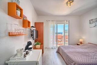 Apartments Irena - Hvar - 0