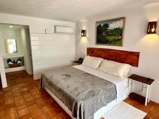OceanBlue Resort - Christ Church - 8