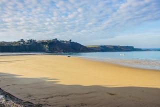 Unique Cottage The Old Stables Pembrokeshire Sleeps 8 - Welsh Tourist Board Award 5 Stars - Pembroke - 2