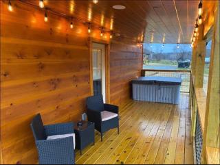 New Construction Pet Friendly Tiny Home W/ Hot Tub - 2